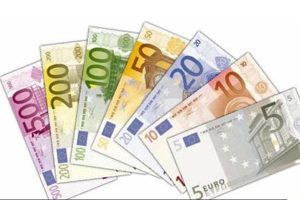  سقوط یورو به کانال ۴۹ هزار ریال