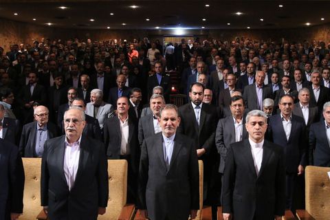 مراسم تودیع و معارفه وزیر اقتصاد برگزار شد