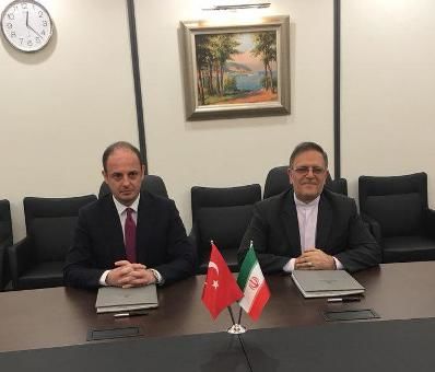 توافق ایران و ترکیه برای سوآپ دوجانبه ریال - لیر