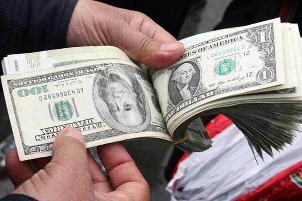 بورس در فاز تاخیر ارزی