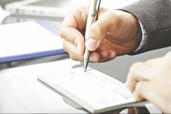 دریافت چک و سفته از کارگر به عنوان ضمانت غیرقانونی است