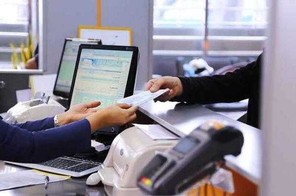  مشتری حتماً باید از اداره پست نامه بیاورد!