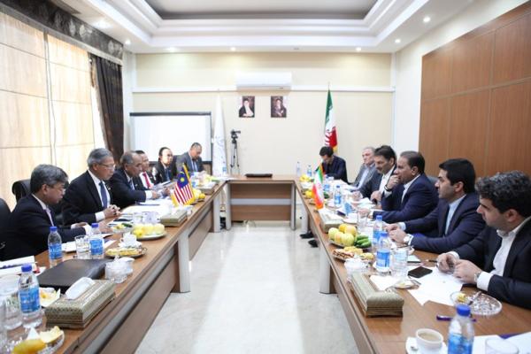 حضور وزیر تجارت وصنایع مالزی در گروه مالی گردشگری