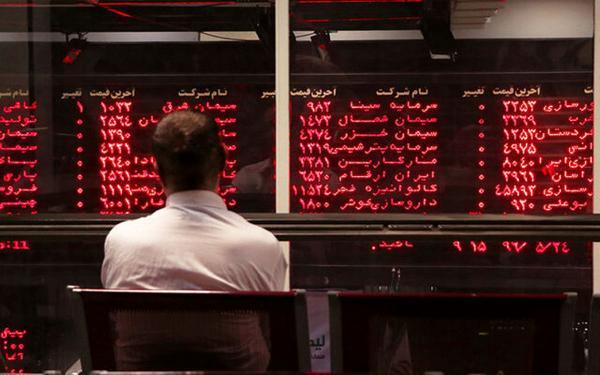 فرش قرمز بورس در انتظار خریدار