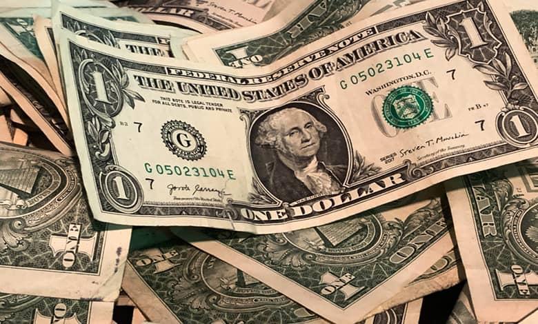 تنها راه نجات بازار ارز سیاست تثبیت است