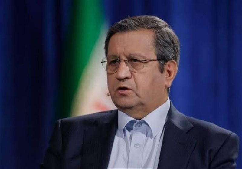 همتی: شبکه بانکی برای پیش‌برد سیاست‌ها تلاش کند 