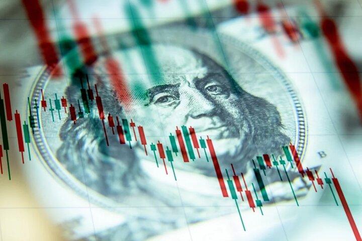 قیمت دلار رسمی به ۱۴۸ هزار تومان نزدیک شد