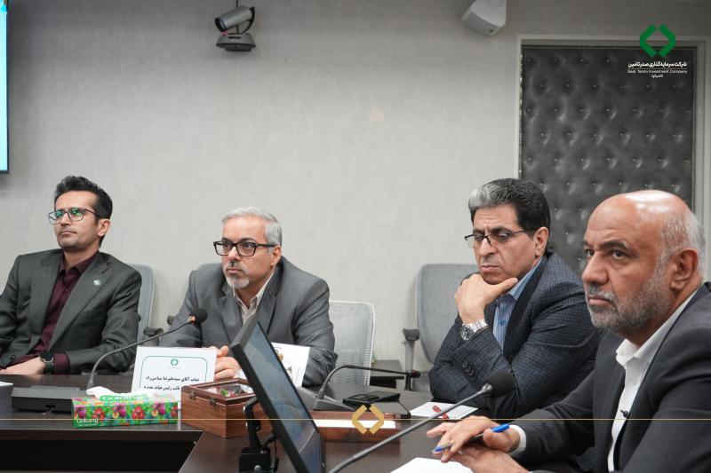 تأکید وزیر کار بر تداوم تولید در تاصیکو و لزوم سناریو‌نویسی برای دوران پساجنگ