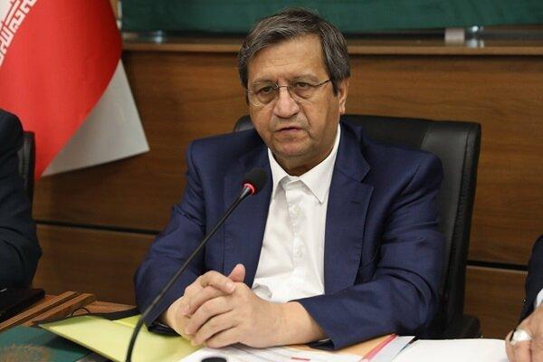همتی: تورم نقطه‌به‌نقطه به سمت کاهش حرکت می‌کند؛ فروش ارز ادامه دارد