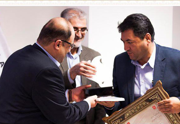 حمایت مالی مؤثر بانک پارسیان ازانجمن آلزایمر ایران 