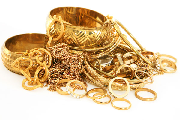 طلای جهانی به مرز ۱۳۰۰ دلار رسید