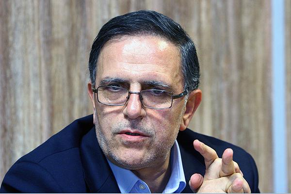 رییس بانک مرکزی روز خبرنگار را تبریک گفت